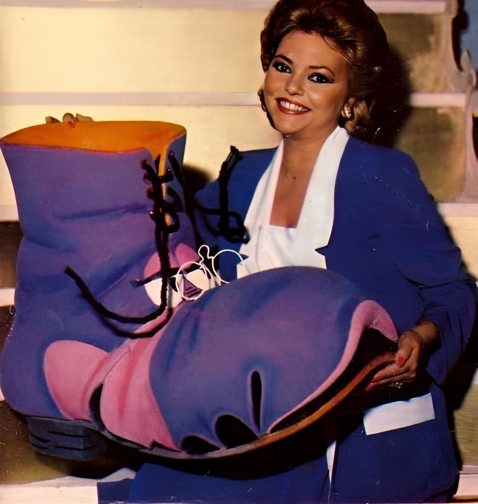 Mayra Gómez Kemp - «Un, dos, tres...» (1983)