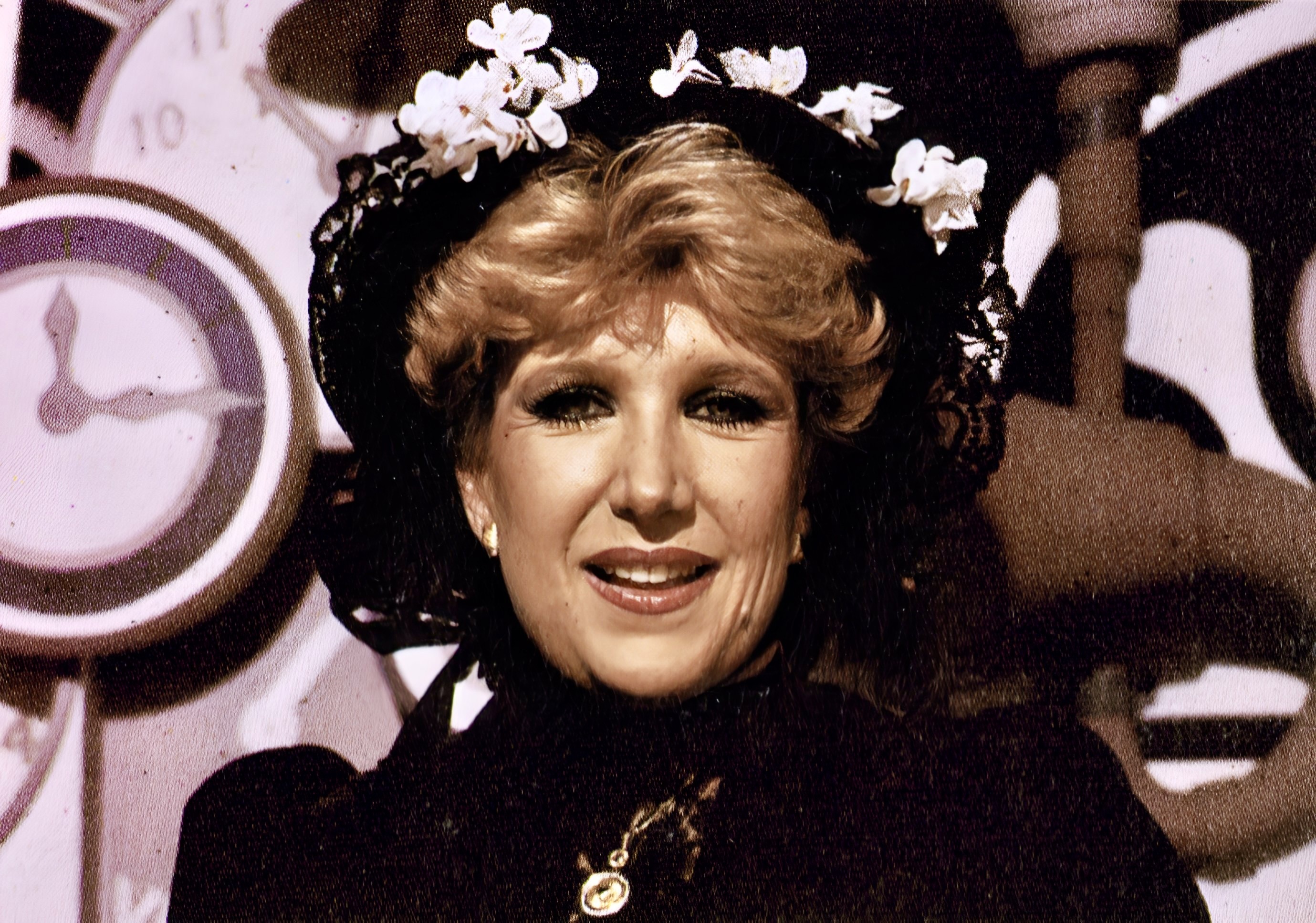 Paloma Hurtado (“la viuda de Poco”) - «Un, dos, tres...» (1985)