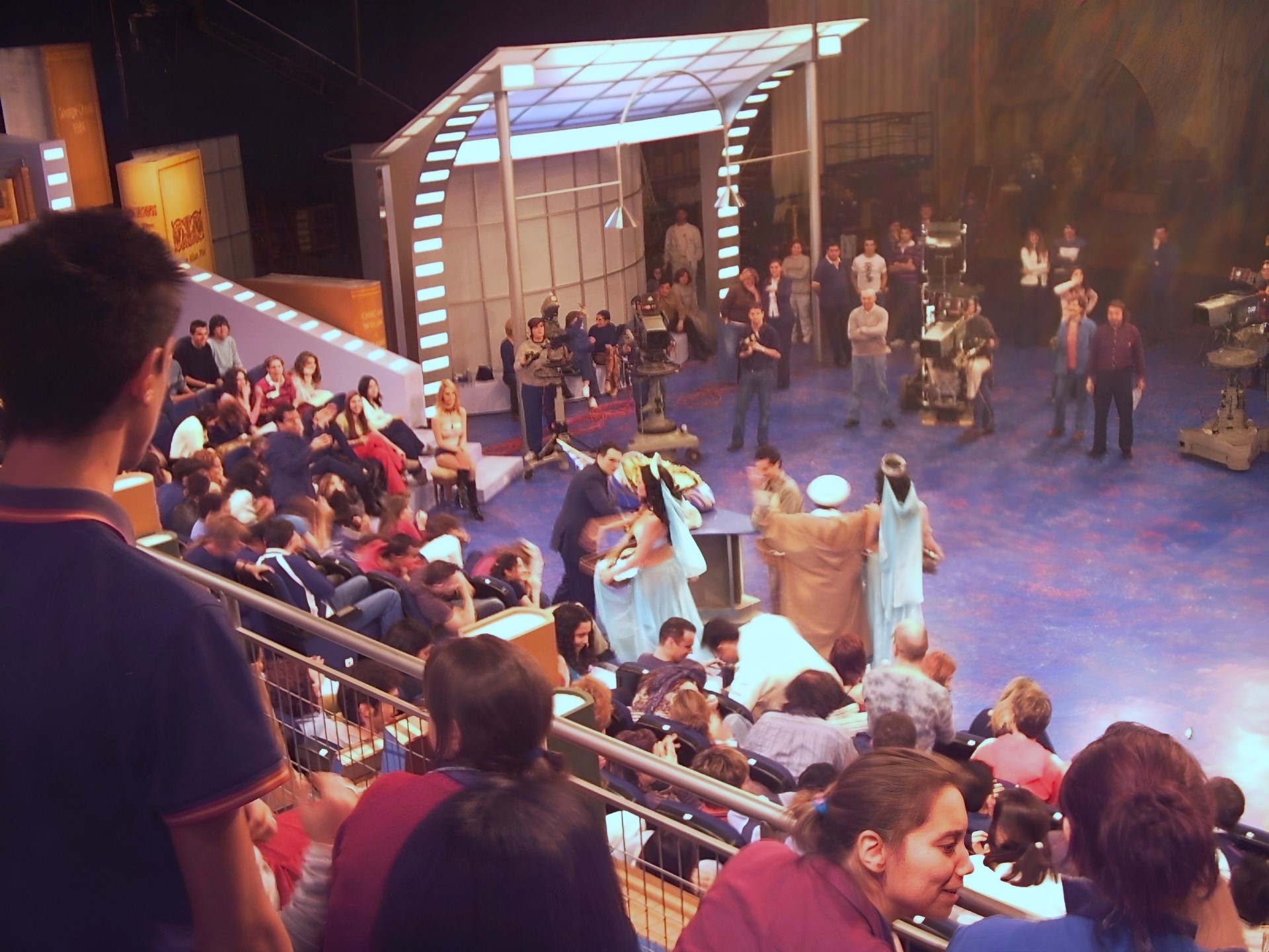 «Un, dos, tres... ¡a leer esta vez!» - 2004