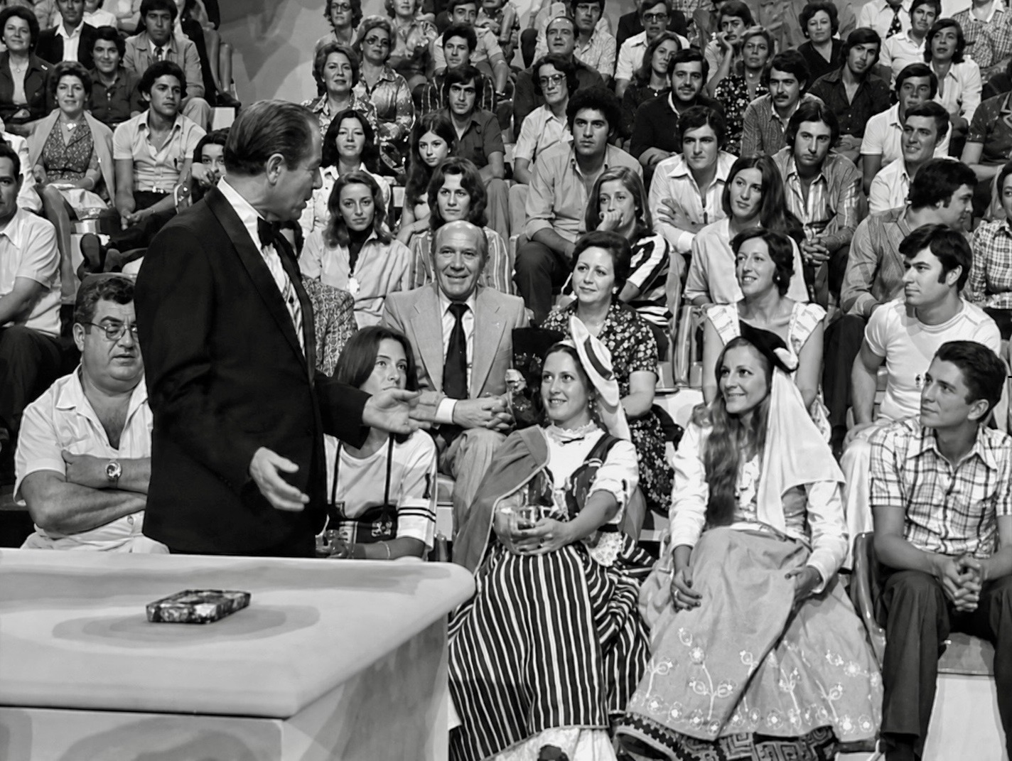 «Un, dos, tres... responda otra vez» - 1976