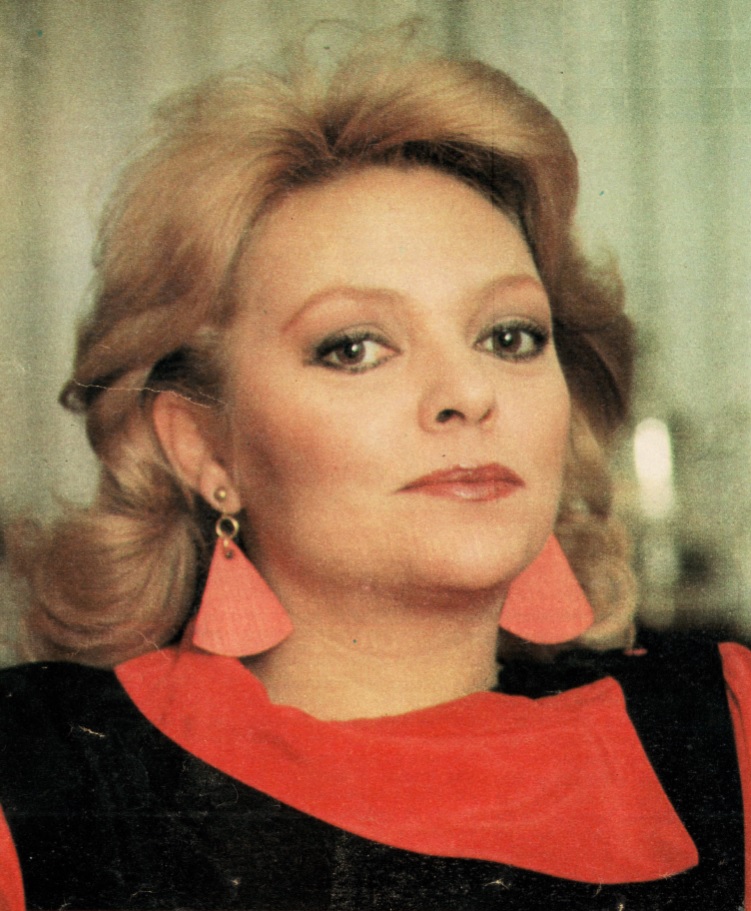Mayra Gómez Kemp - «Un, dos, tres...» (1984)