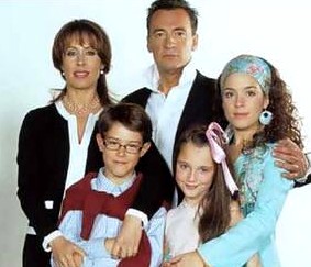 «Mis adorables vecinos» - 2004