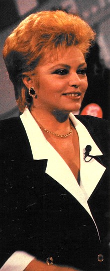 Mayra Gómez Kemp - «Un, dos, tres...» (1987)