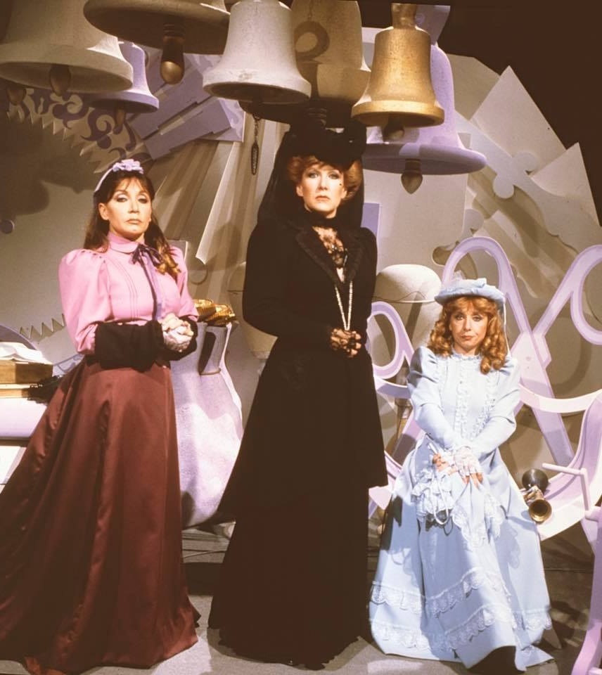 Las hermanas Hurtado (las “Tacañonas”) - «Un, dos, tres...» (1982)